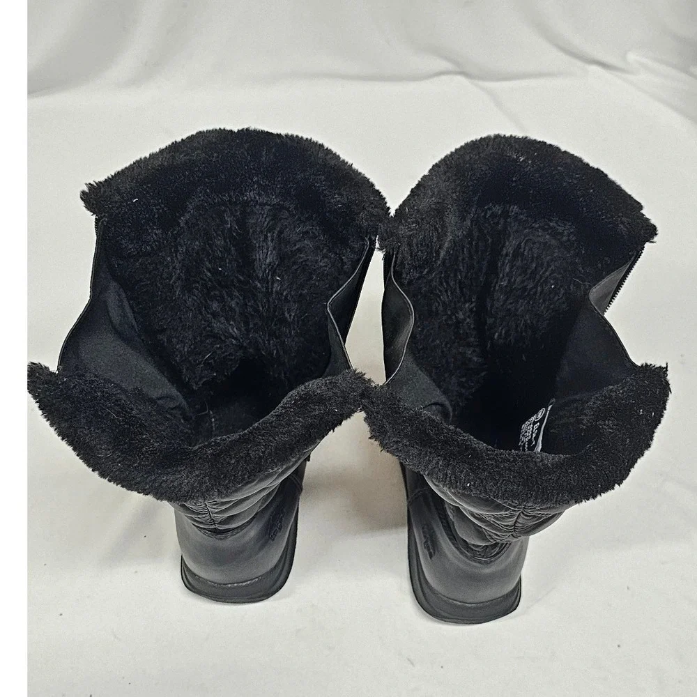 Totes Elsa-T Black Quilted Faux Fur Lined Winter Boots Womens 9W 100-0809